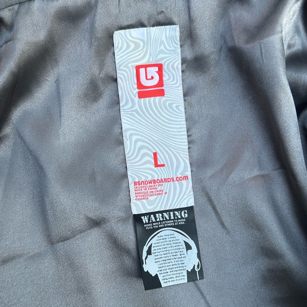 2005 burton Analog Audex Motorola link jacket - Picture 5 of 13